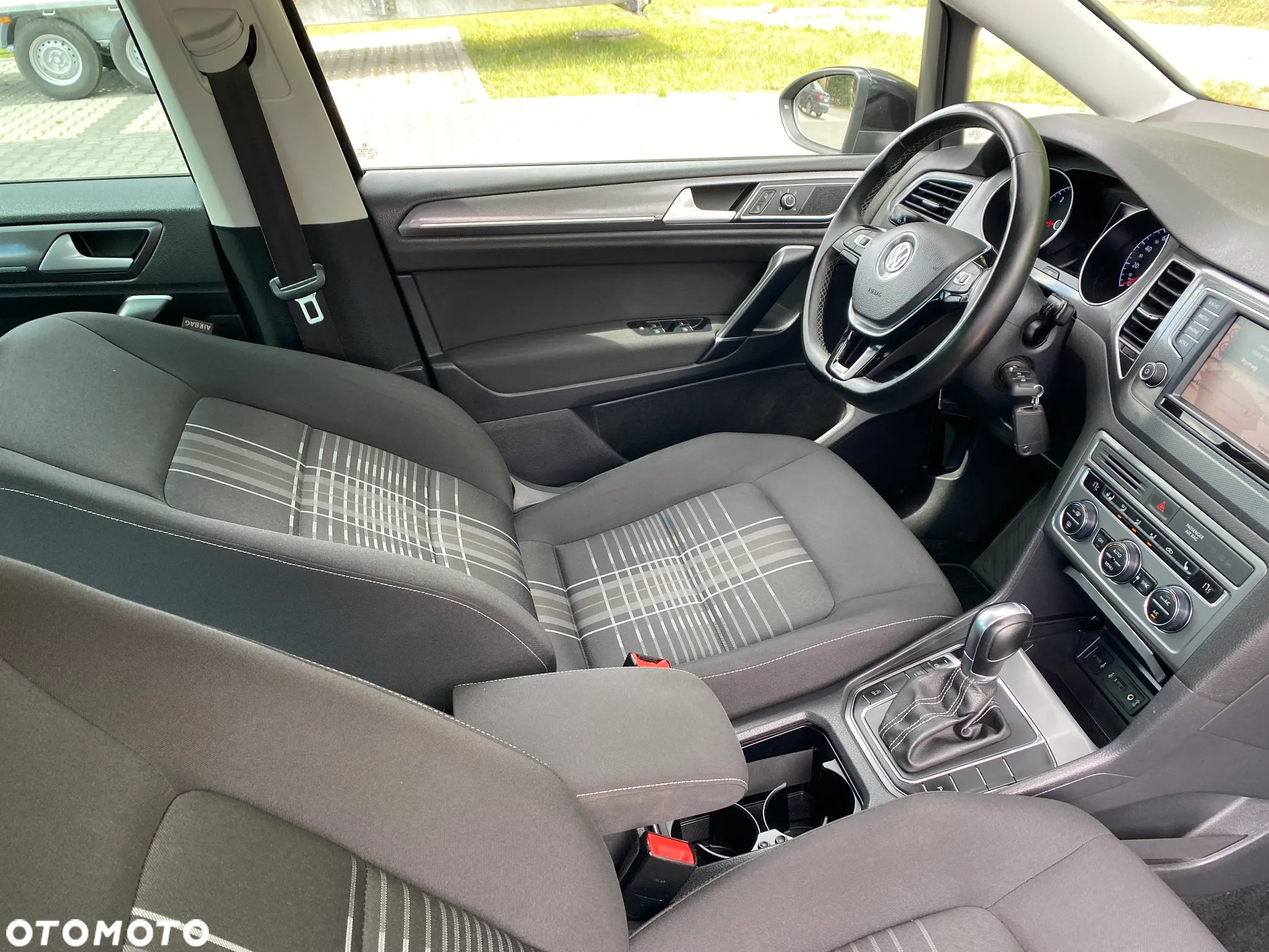 Volkswagen Golf Sportsvan - 36