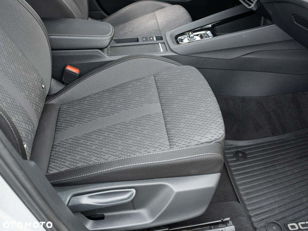 Skoda Octavia - 30