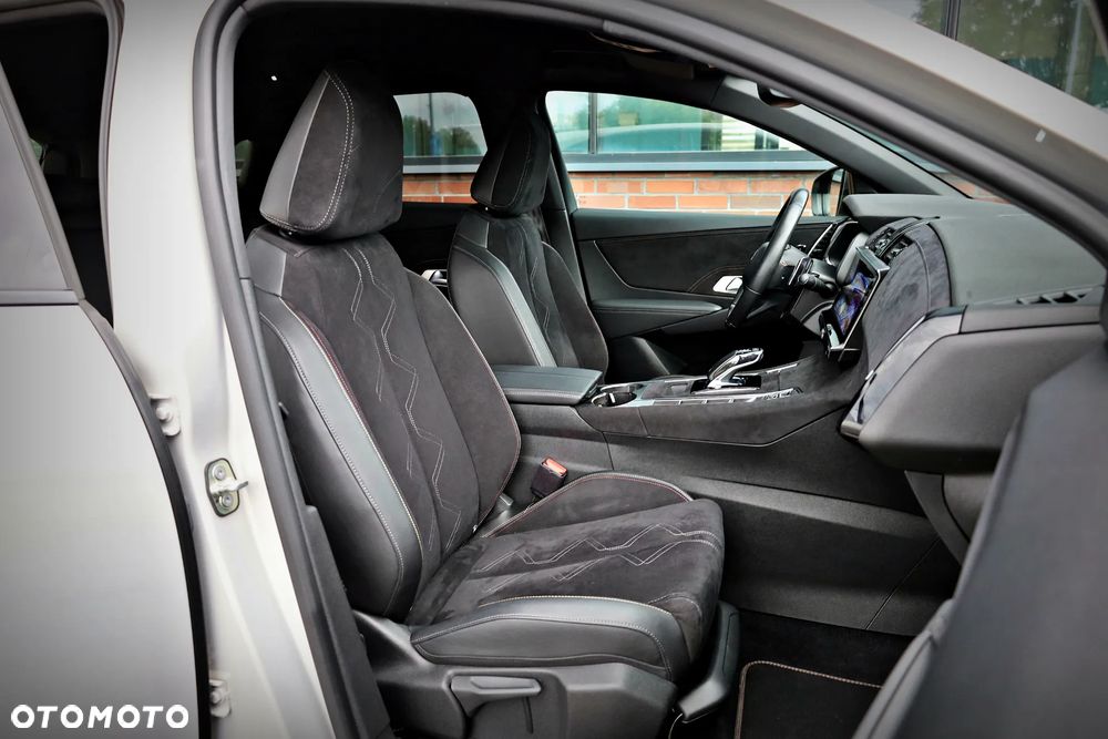 DS Automobiles DS 7 1.5 BlueHDi Performance Line + - 25