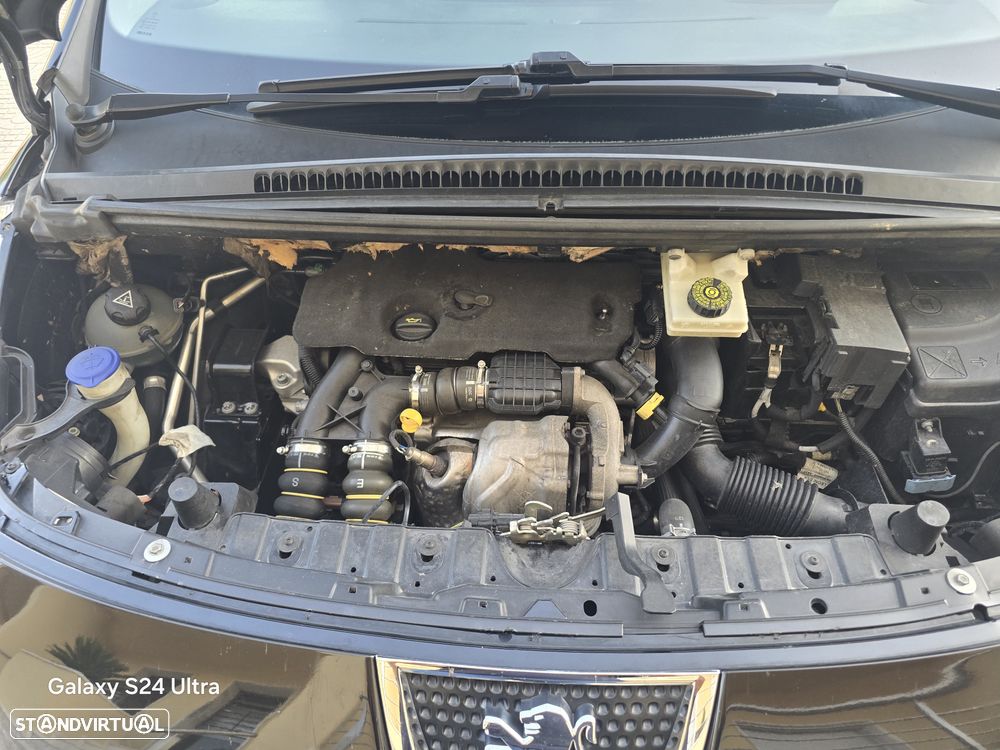 Peugeot 3008 1.6 HDi Sport - 8