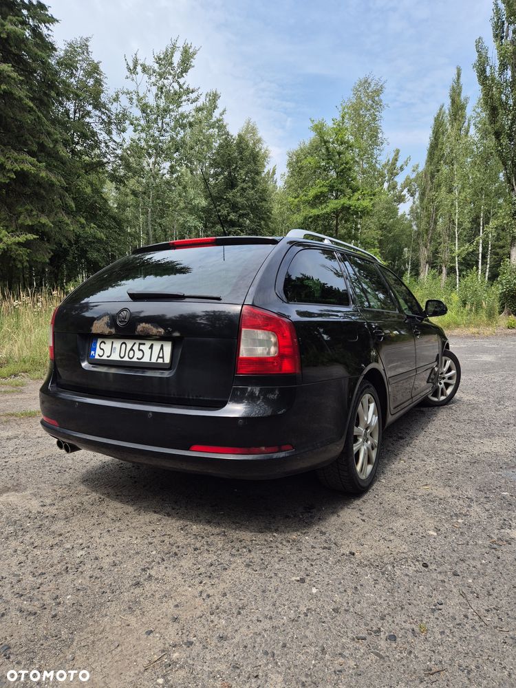 Skoda Octavia 2.0 TDI DPF RS - 12