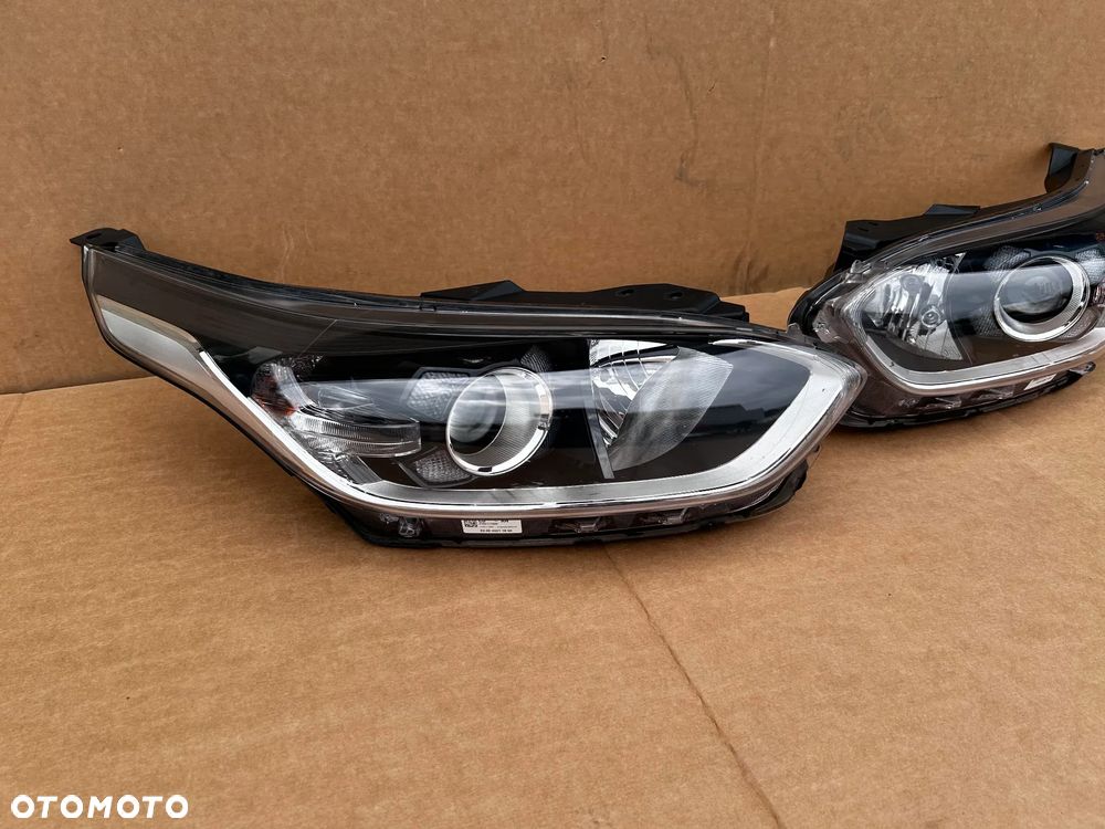KIA CEED 3 III 92102-J7050 92101-J7050 LAMPA PRZEDNIA PRAWA LEWA REFLEKTOR PRAWY LEWY PRZÓD ORYGINALNA EUROPA - 2
