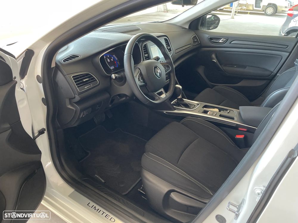 Renault Mégane ENERGY TCe 140 EDC LIMITED - 10