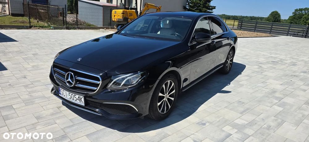 Mercedes-Benz Klasa E 200 d 9G-TRONIC - 4