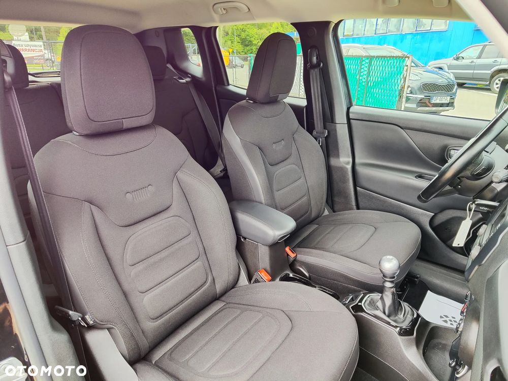 Jeep Renegade 1.4 MultiAir Night Eagle - 11