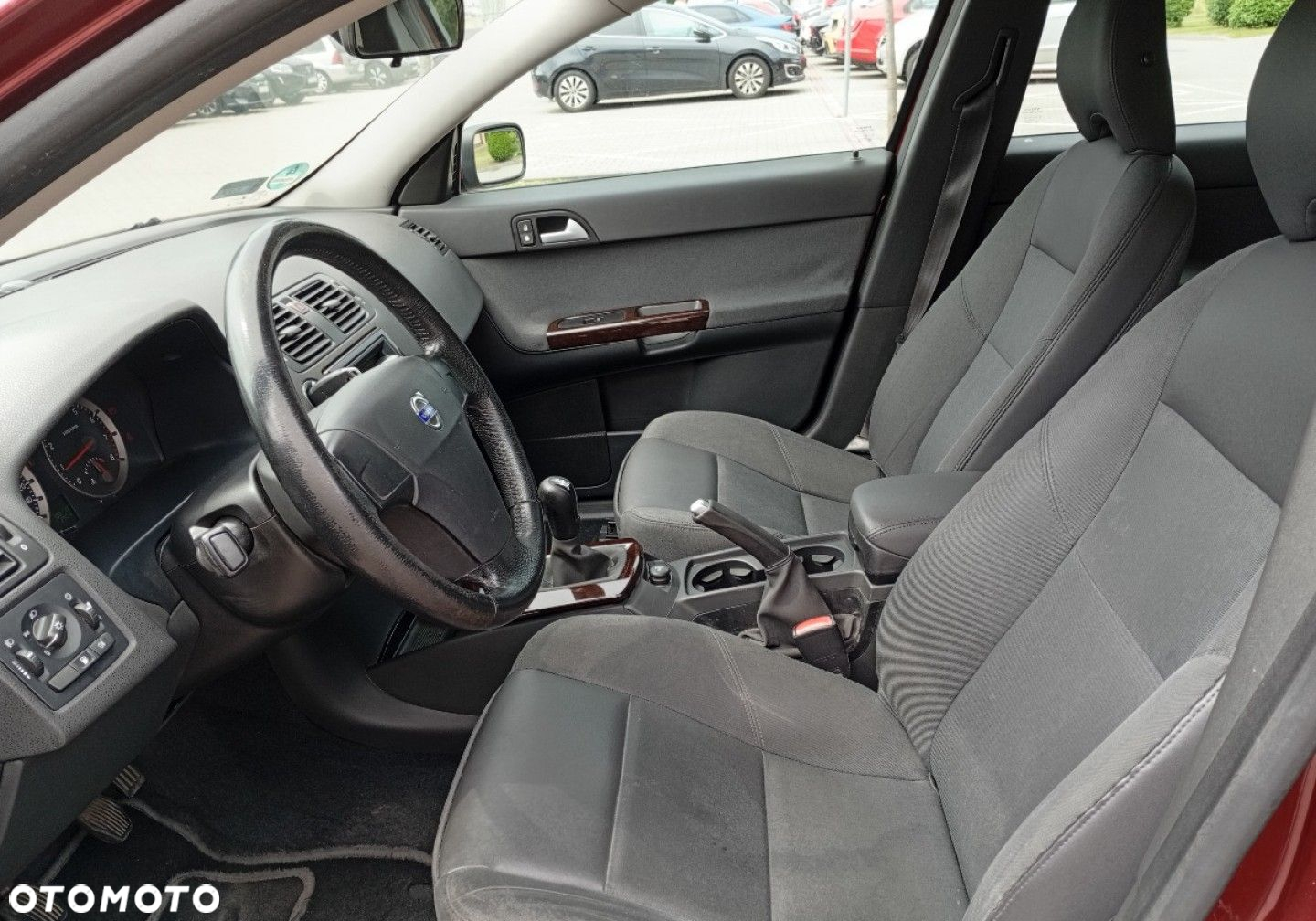 Volvo V40 - 18