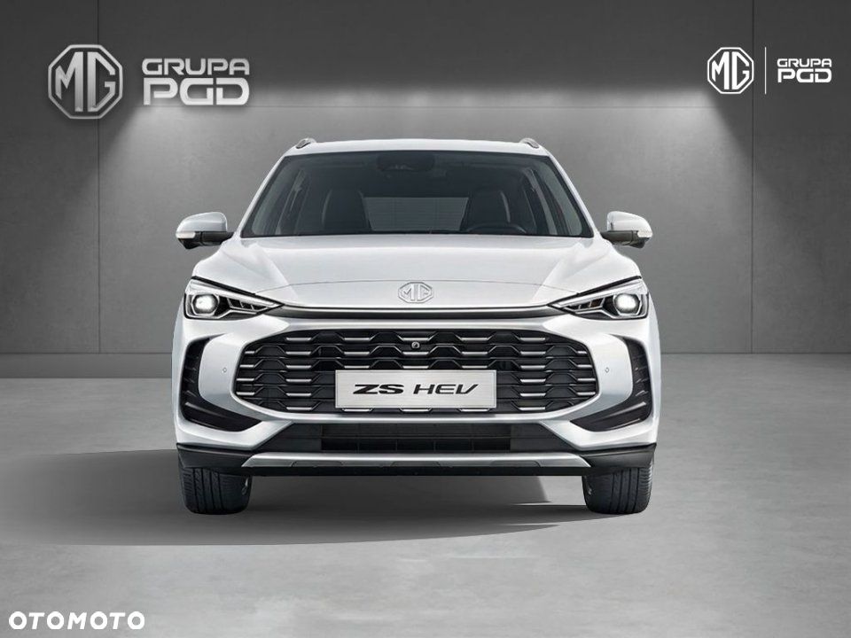 MG ZS Hybrid+ - 4