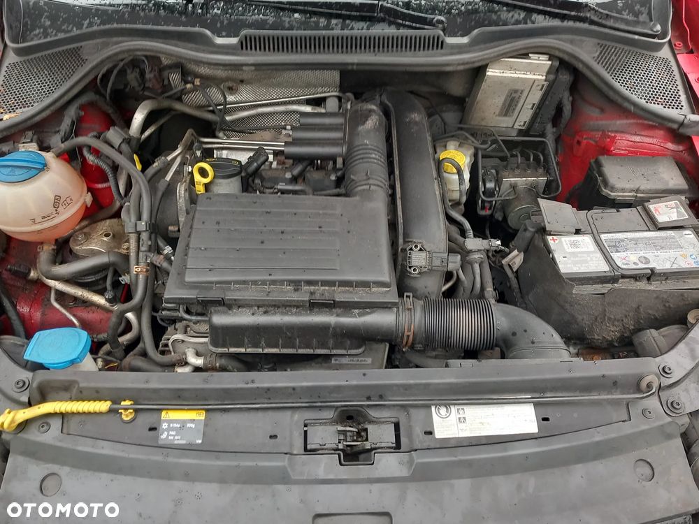 Volkswagen Polo 1.2 TSI BMT Highline - 27