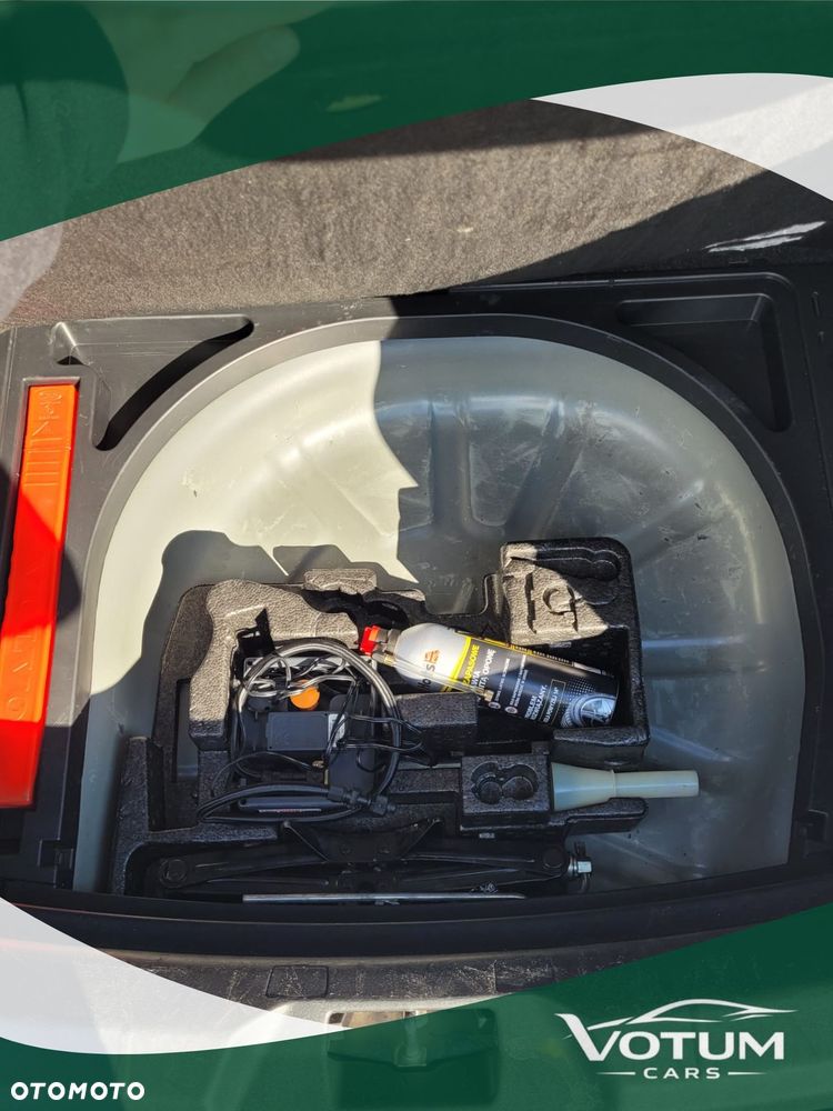 Volvo V40 D2 Ocean Race - 17