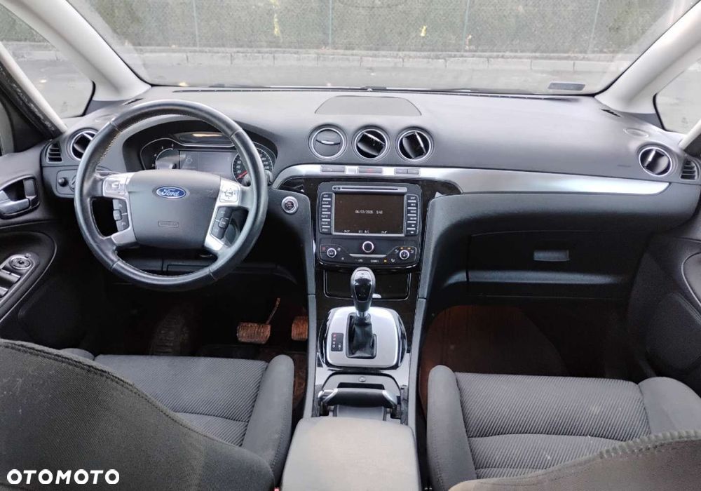Ford S-Max - 7