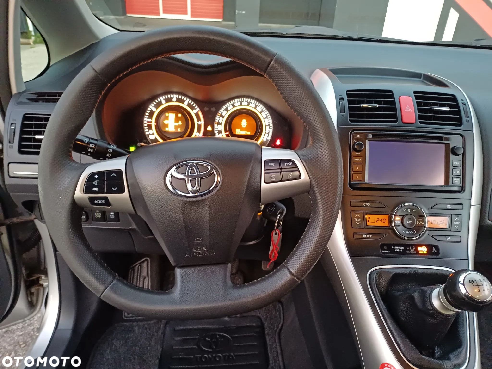 Toyota Auris 1.33 VVT-i Luna - 11
