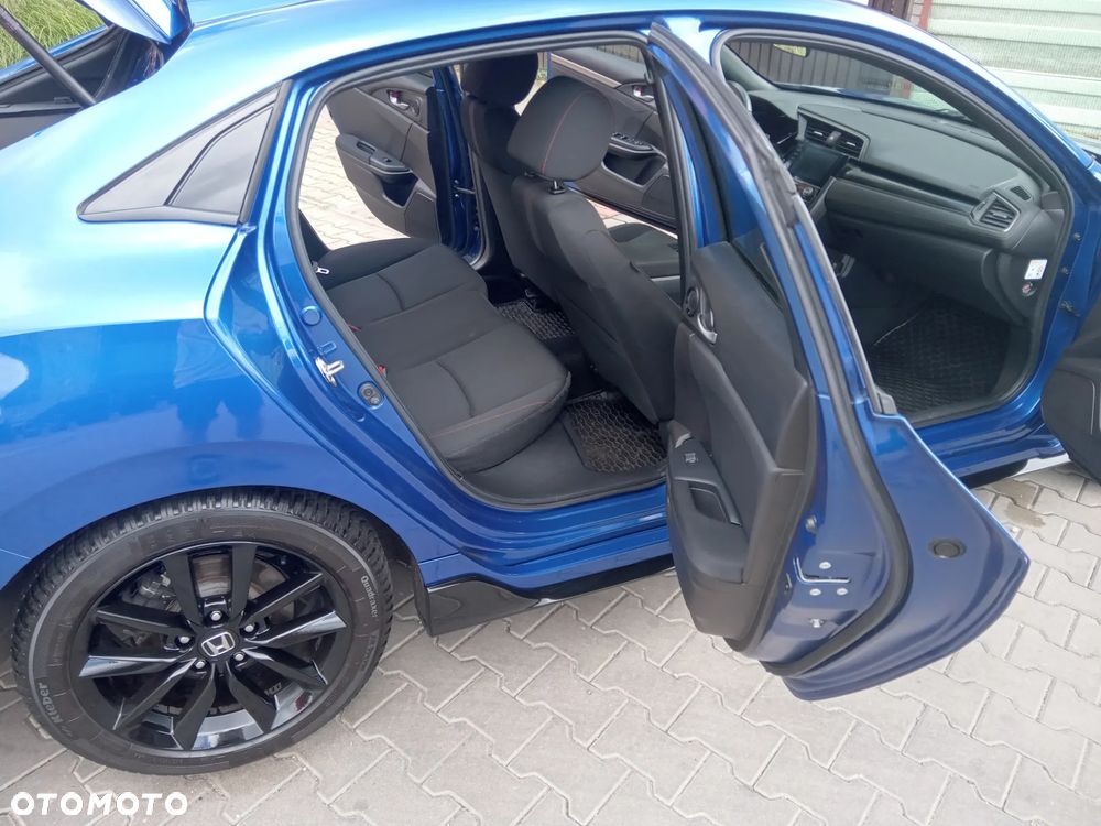 Honda Civic 1.0 T Comfort Sport Line - 29