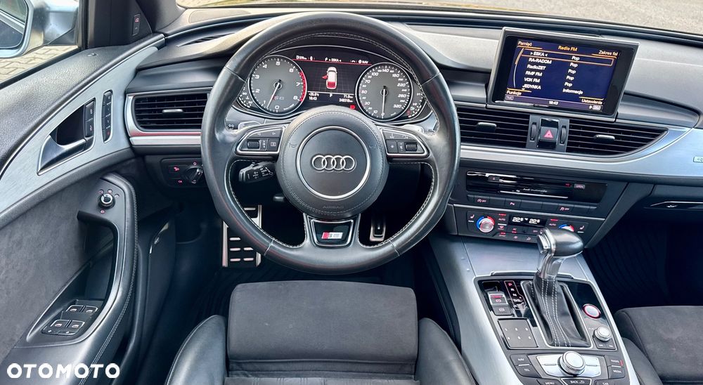 Audi S6 Avant - 18