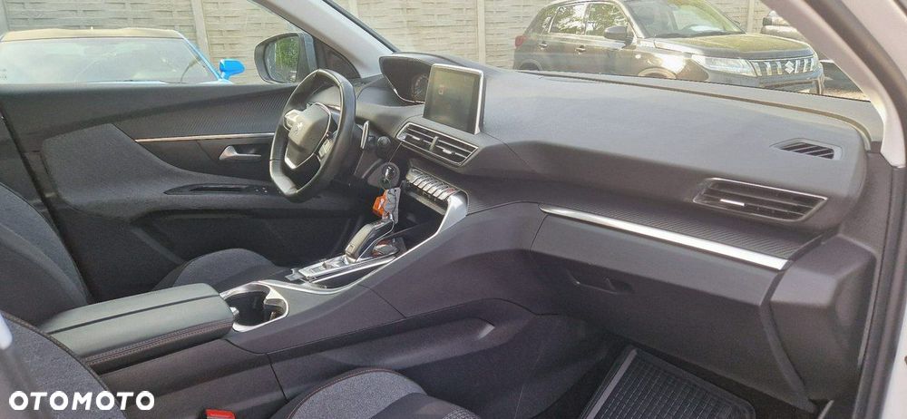 Peugeot 3008 - 24