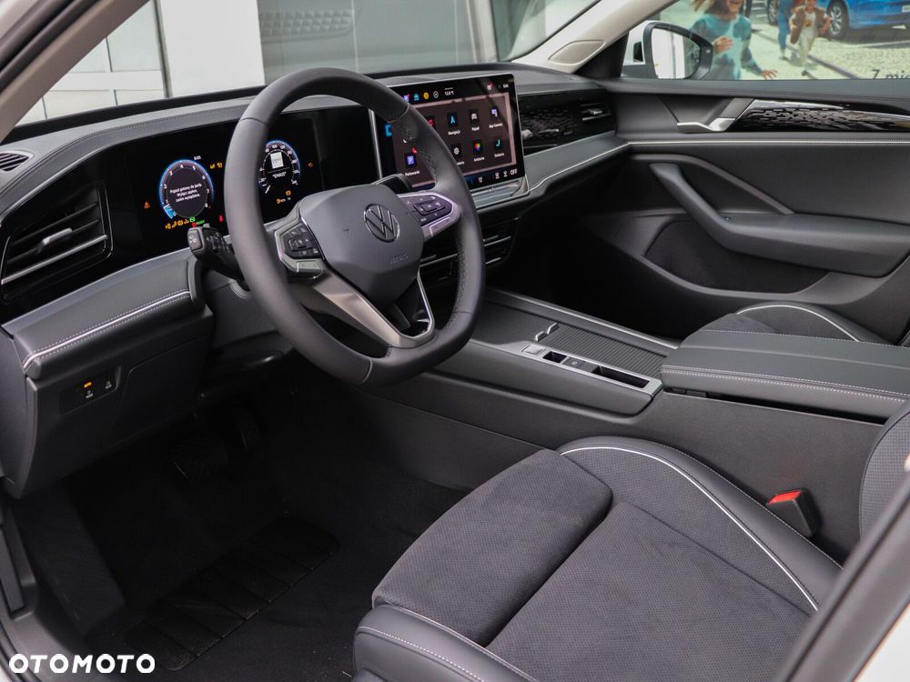 Volkswagen Passat - 10
