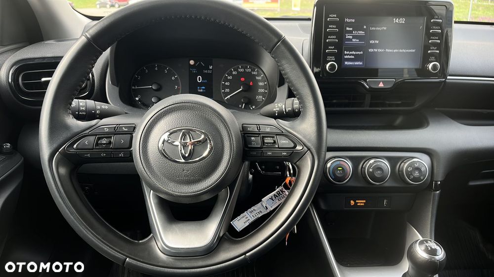 Toyota Yaris - 16