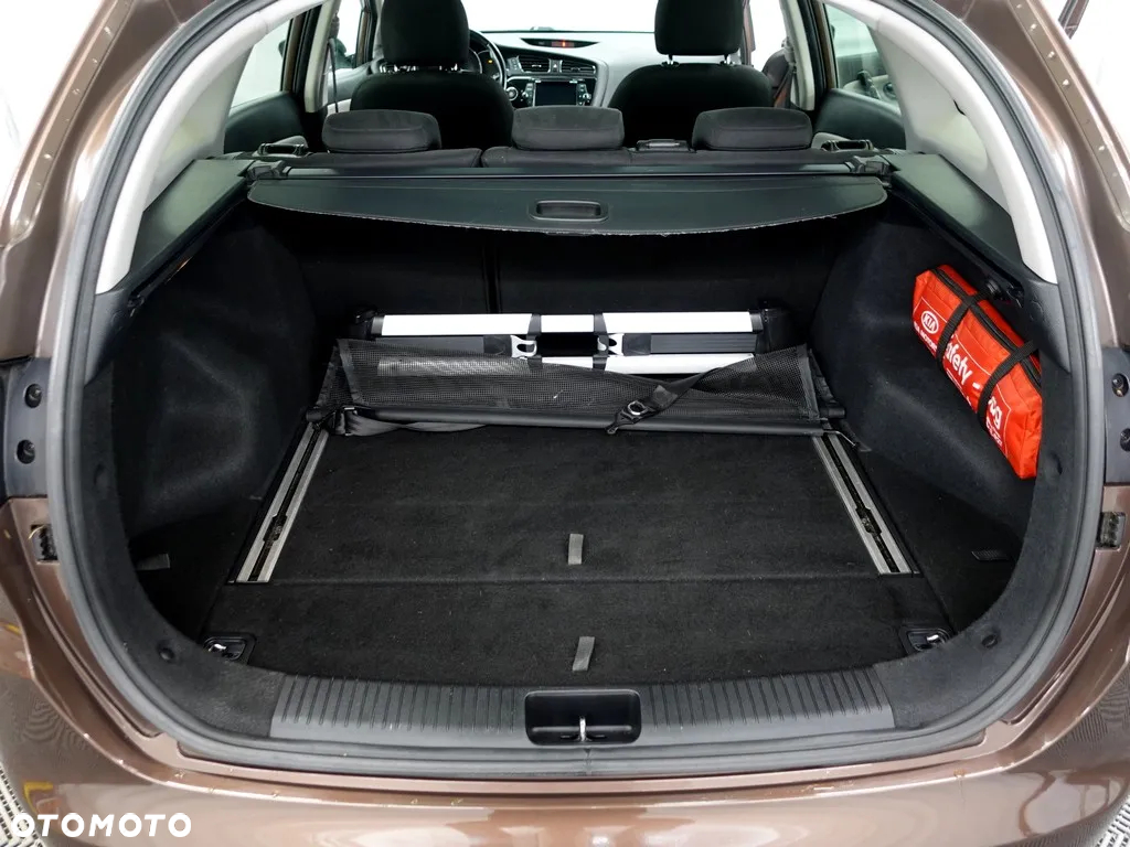 Kia Ceed Cee'd 1.6 CRDi Business Line - 38