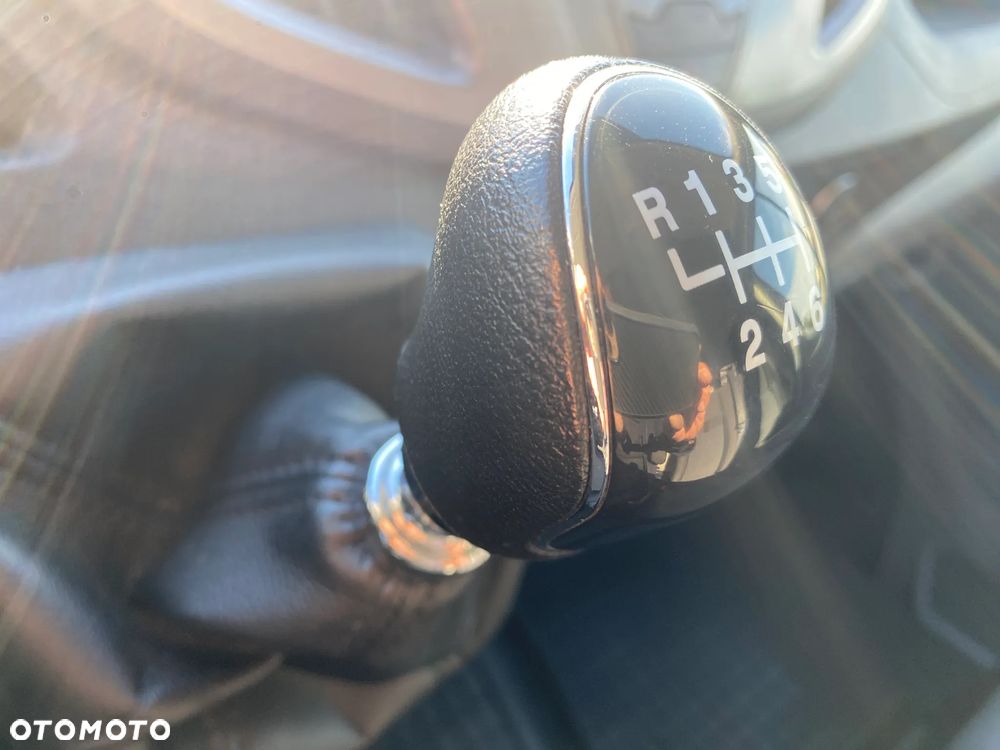 Ford Transit L4 350 MAXI Jumbo 2.0 130KM Mały Przebieg - 16