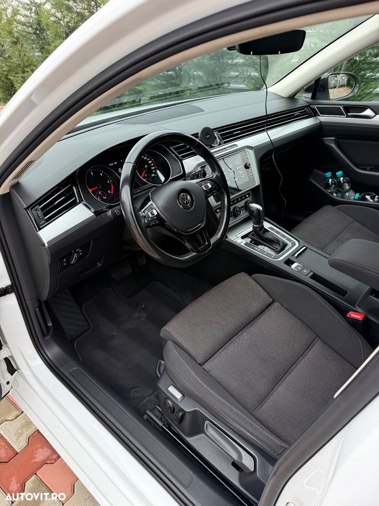 Volkswagen Passat 2.0 TDI DSG Comfortline - 8