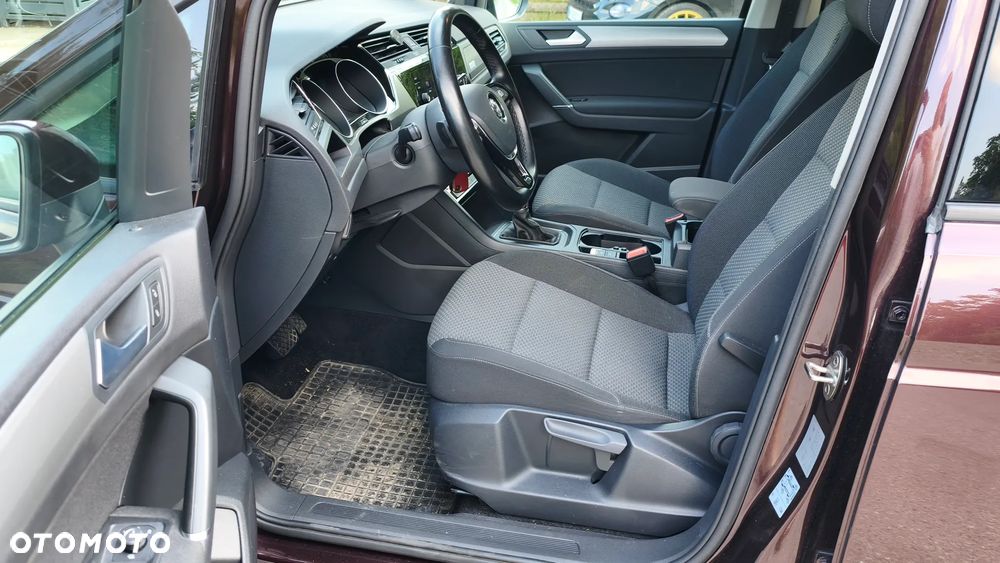 Volkswagen Touran ver-1-4-tsi-bluemotion-technology-dsg-comfortline - 13