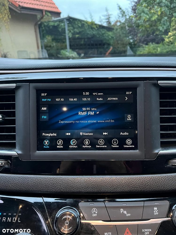 Chrysler Pacifica - 23