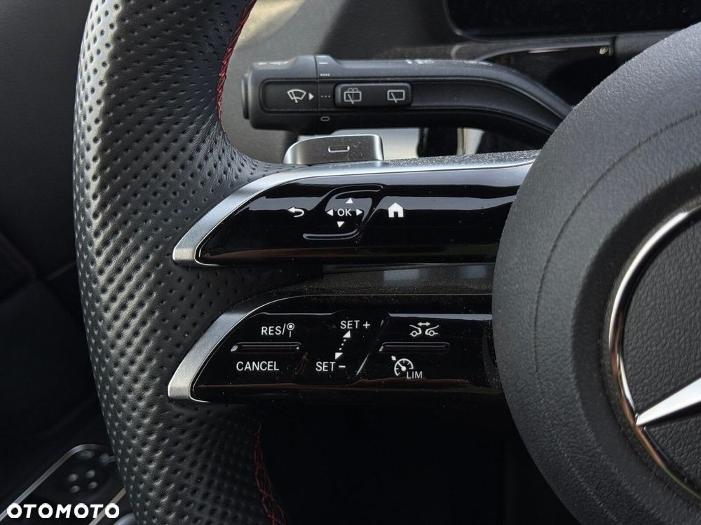 Mercedes-Benz GLA 220 mHEV 4-Matic AMG Line 8G-DCT - 17