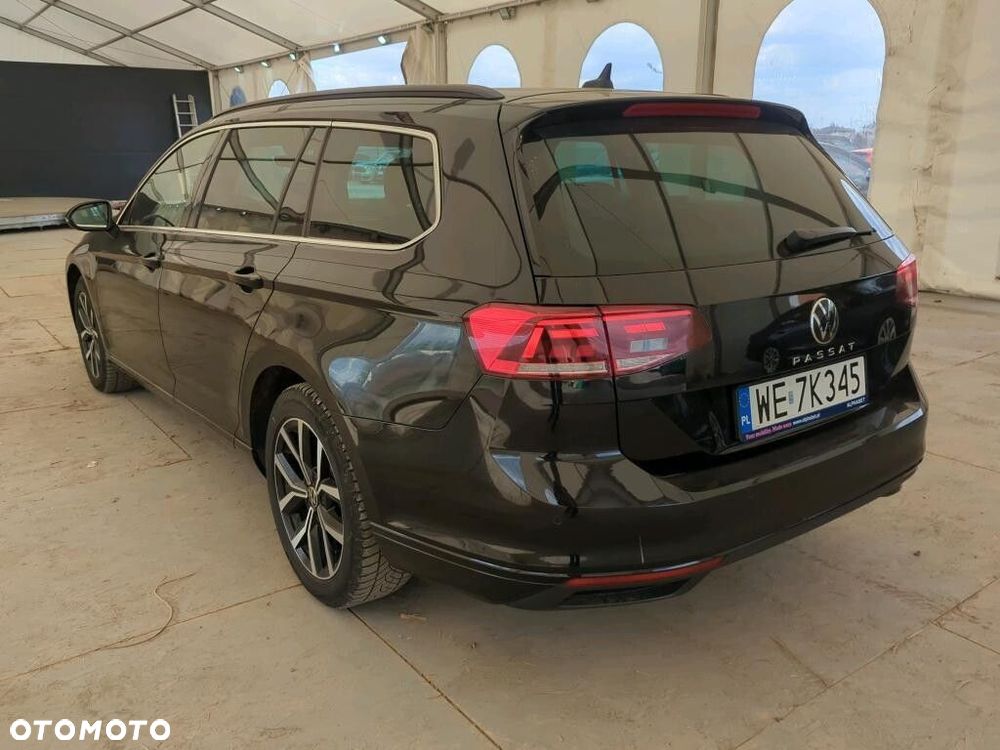 Volkswagen Passat Variant - 5