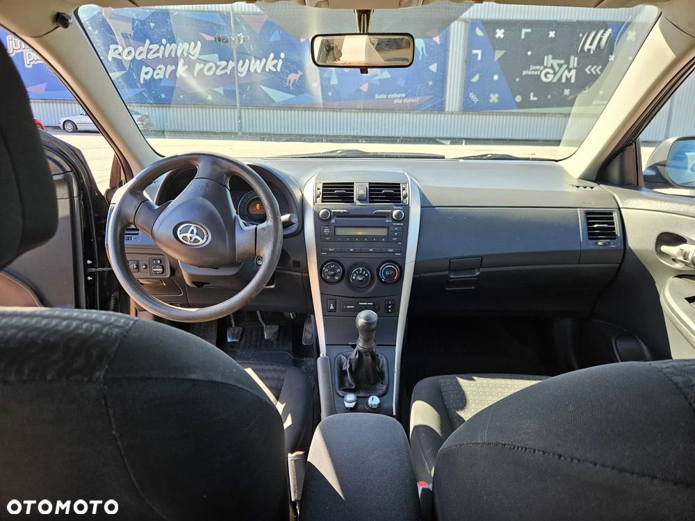 Toyota Corolla 1.4 D-4D Dynamic - 13