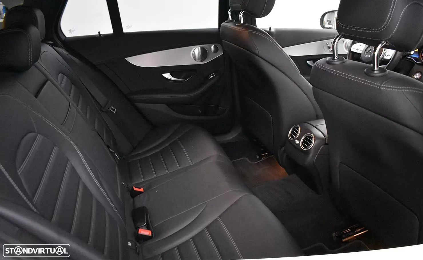 Mercedes-Benz C 300 de AMG Line - 17