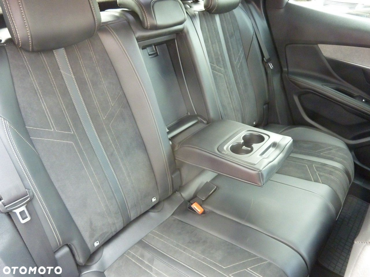 Peugeot 3008 - 13