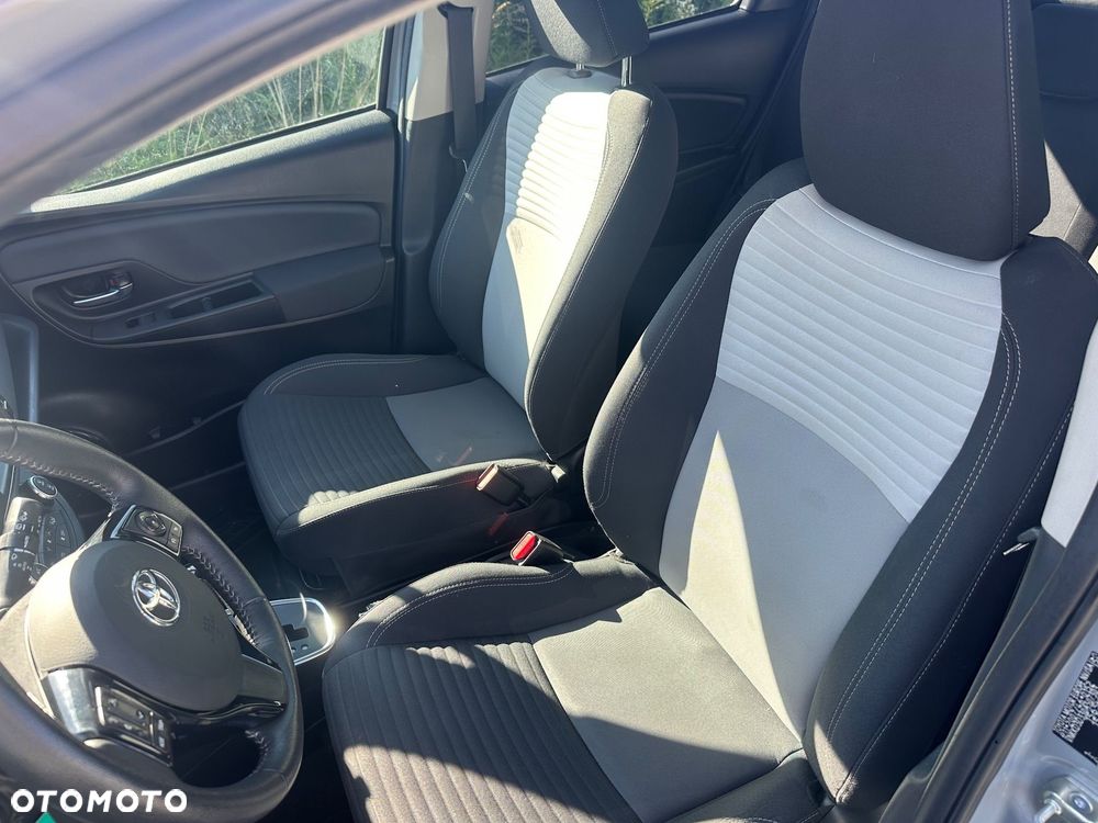 Toyota Yaris 1.5 VVT-i Selection - 31