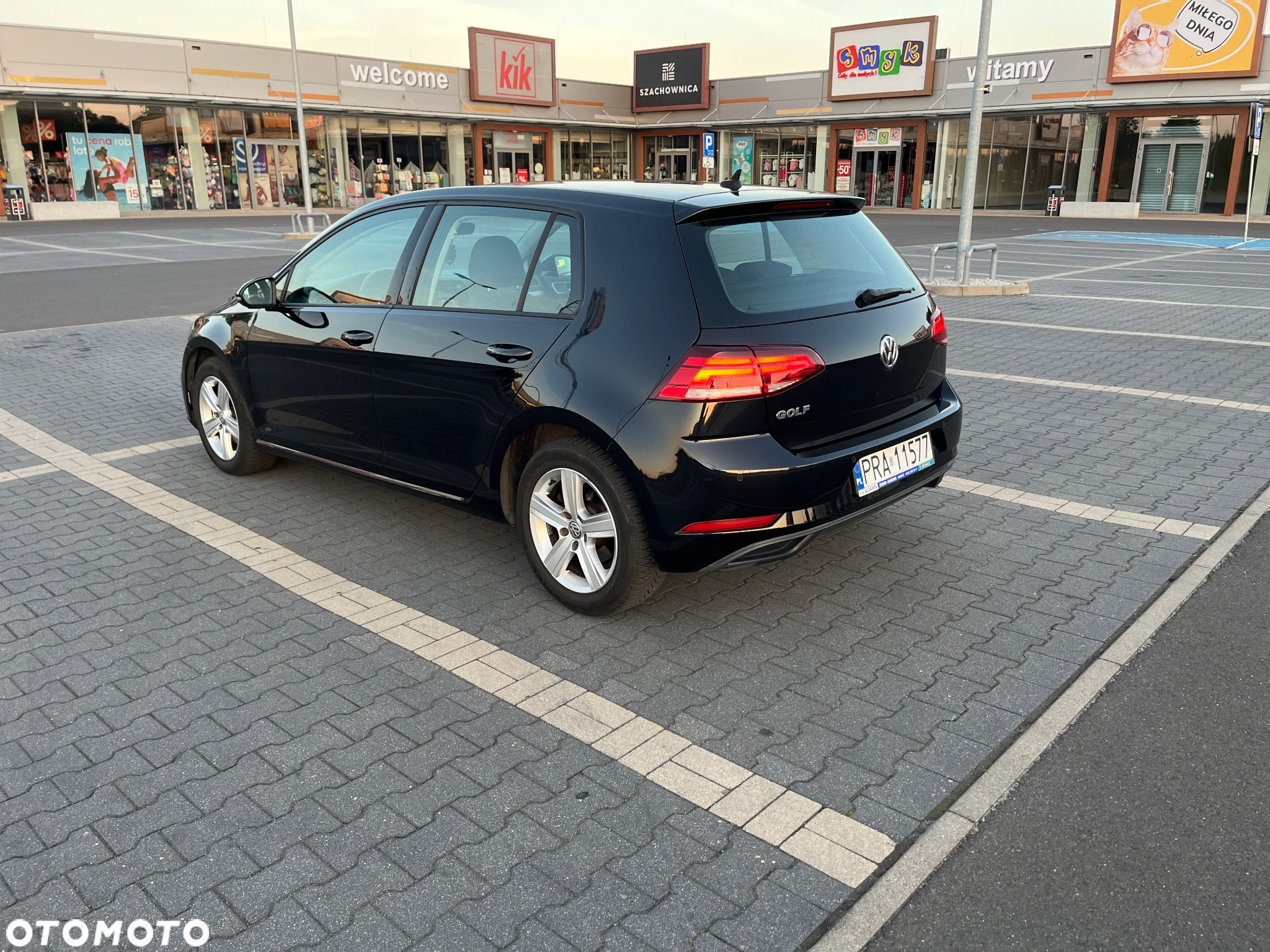 Volkswagen Golf VII 1.6 TDI BMT Trendline - 17