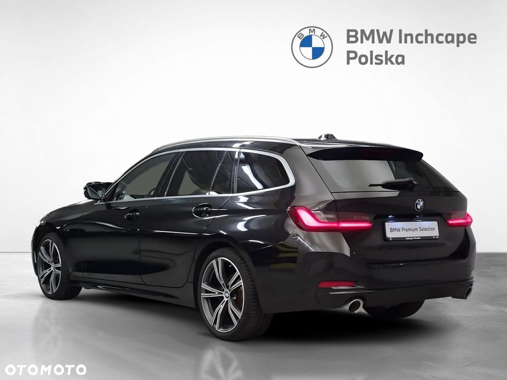 BMW Seria 3 320d xDrive mHEV - 3
