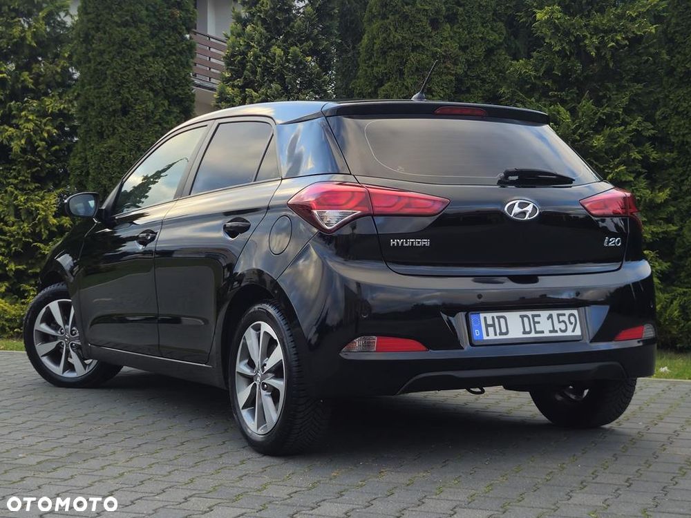 Hyundai i20 1.2 Passion Plus - 24