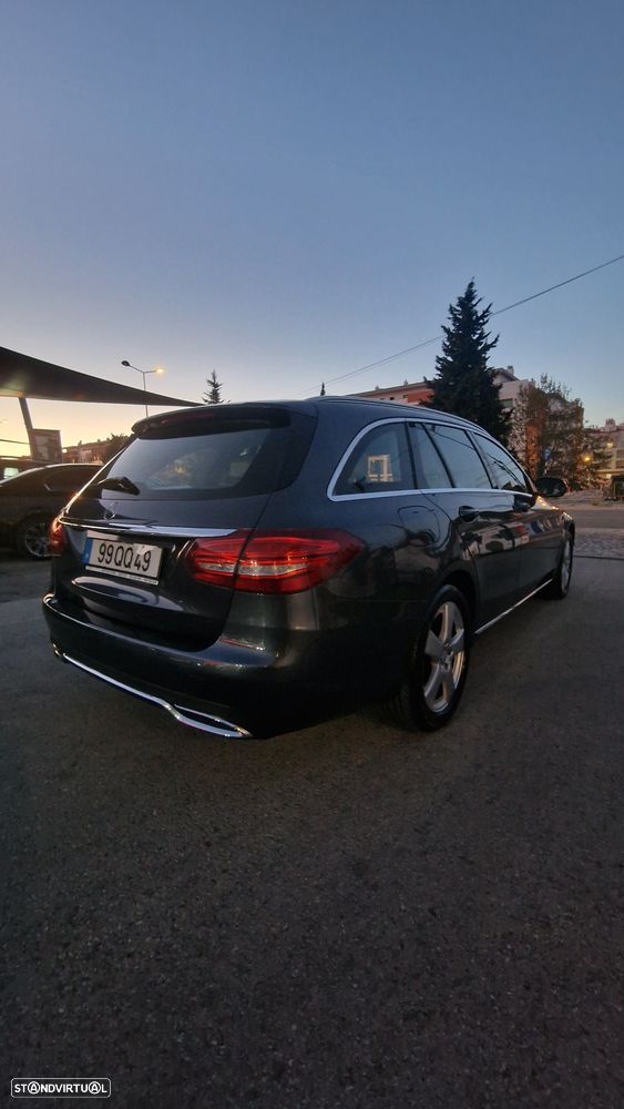 Mercedes-Benz C 200 Exclusive - 4