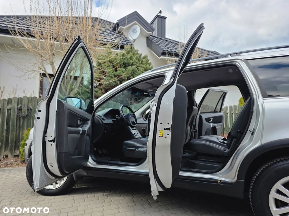Volvo XC 90 2.4 D5 Kinetic - 18