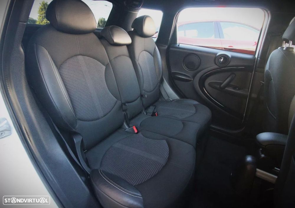 MINI Countryman Cooper D Aut. - 29