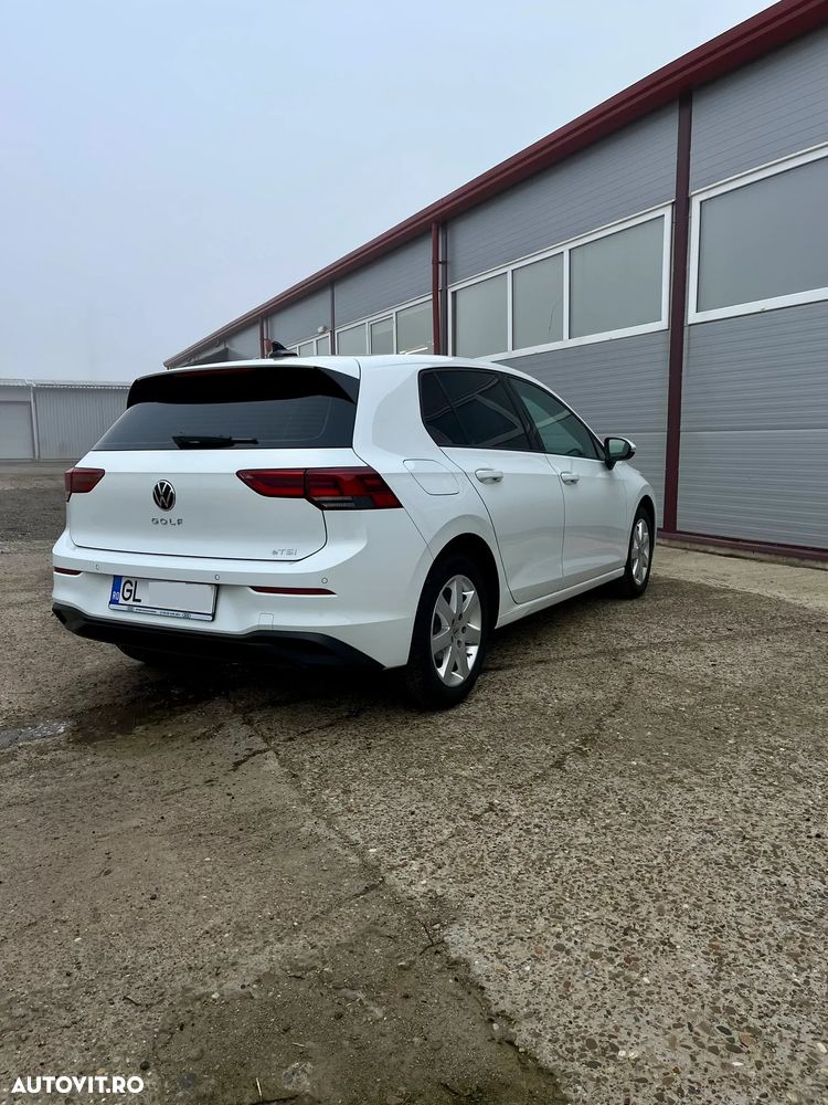 Volkswagen Golf 1.0 eTSI DSG MHEV Life - 4