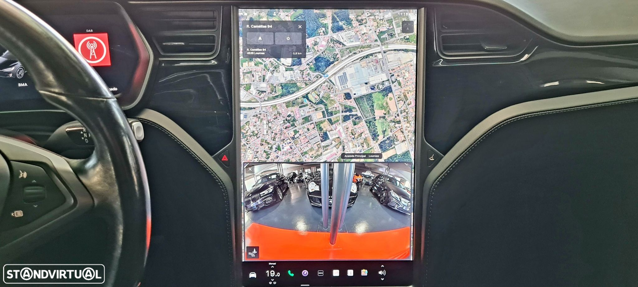 Tesla Model X - 28