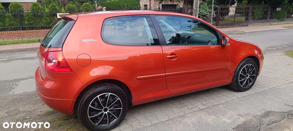 Volkswagen Golf 2006 photo 2