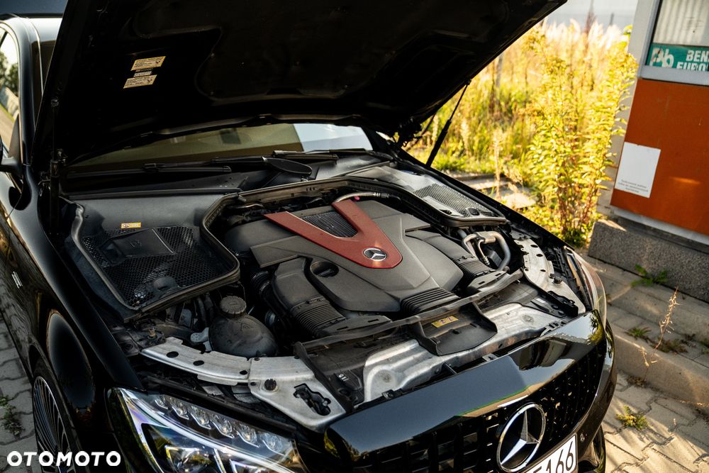 Mercedes-Benz Klasa C 450 AMG 4-Matic 7G-TRONIC - 25