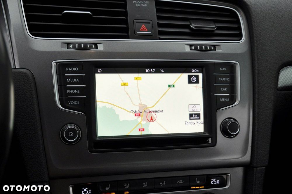 Volkswagen Golf - 31