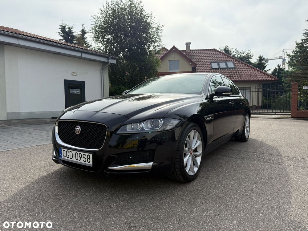 Jaguar XF 2.0 T Prestige - 1