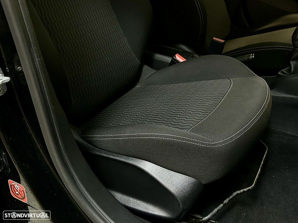 Peugeot 208 1.2 PureTech Style - 31