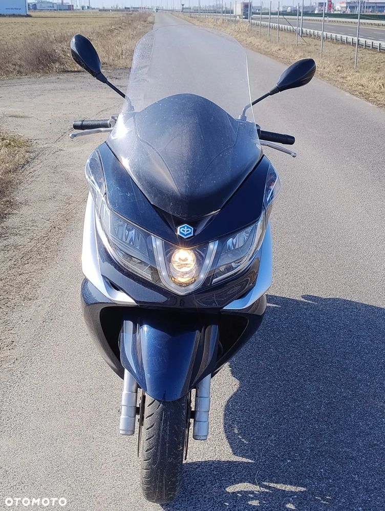 Piaggio X10 - 2