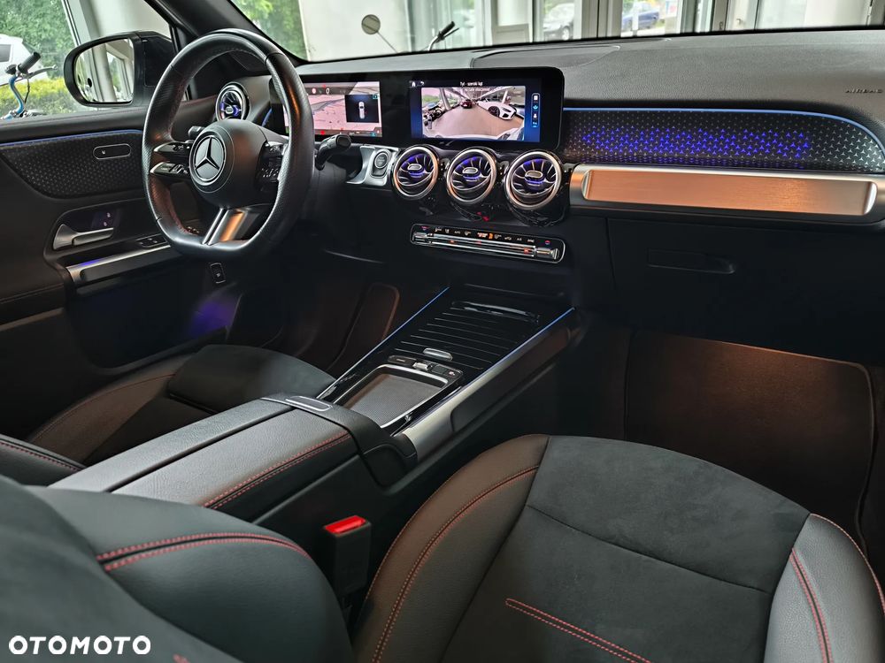 Mercedes-Benz GLB 200 AMG Line 7G-DCT - 13