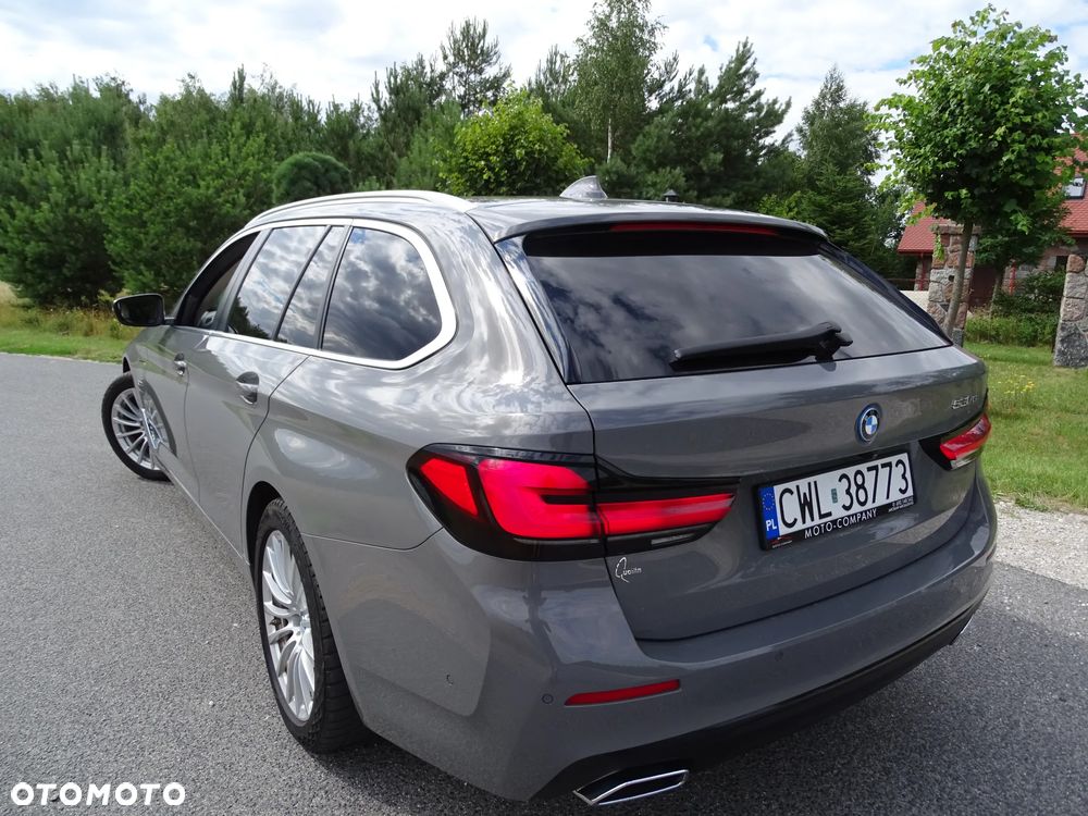 BMW Seria 5 520e Luxury Line - 4