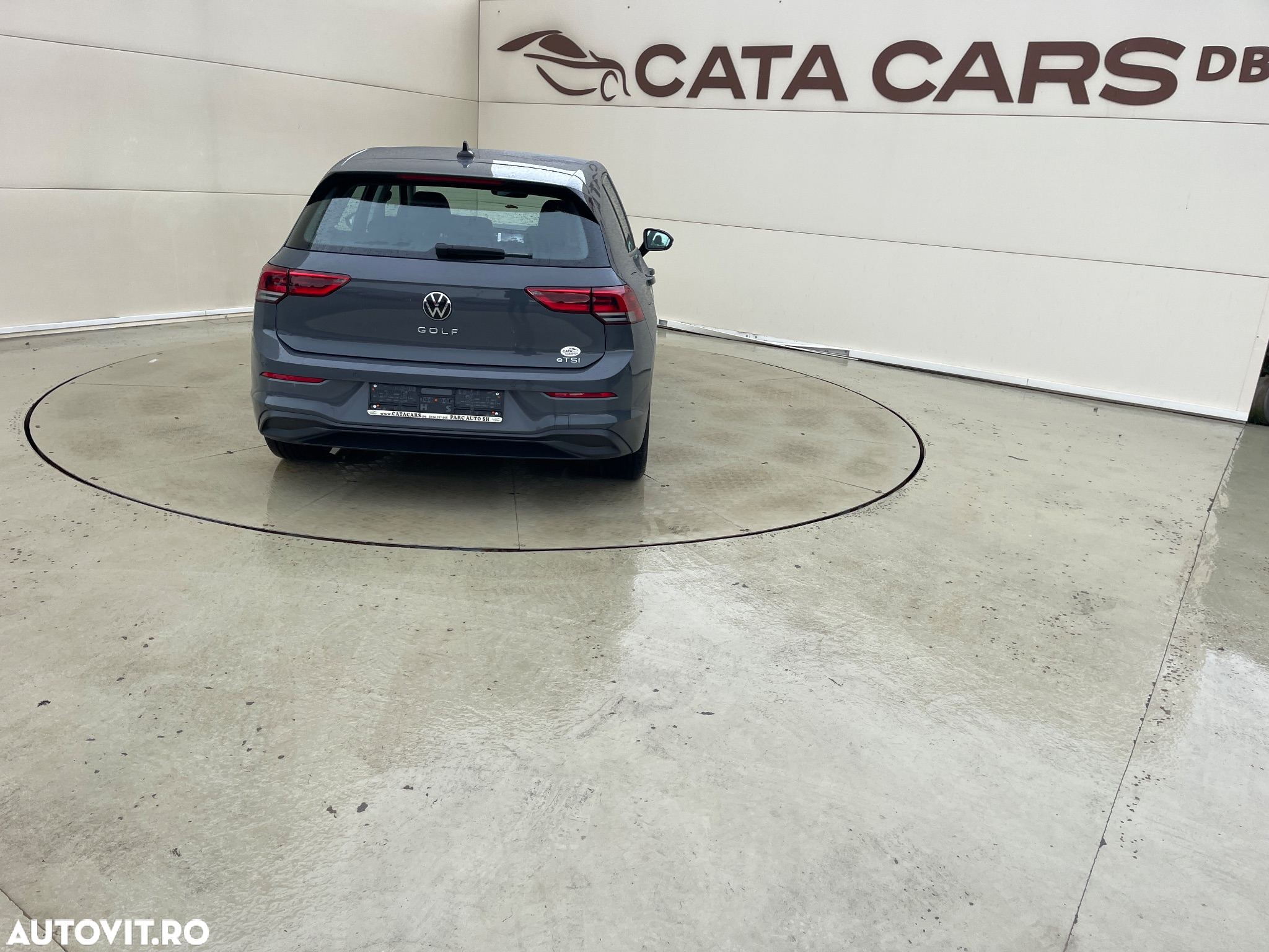Volkswagen Golf 1.5 eTSI ACT DSG MHEV Life - 17