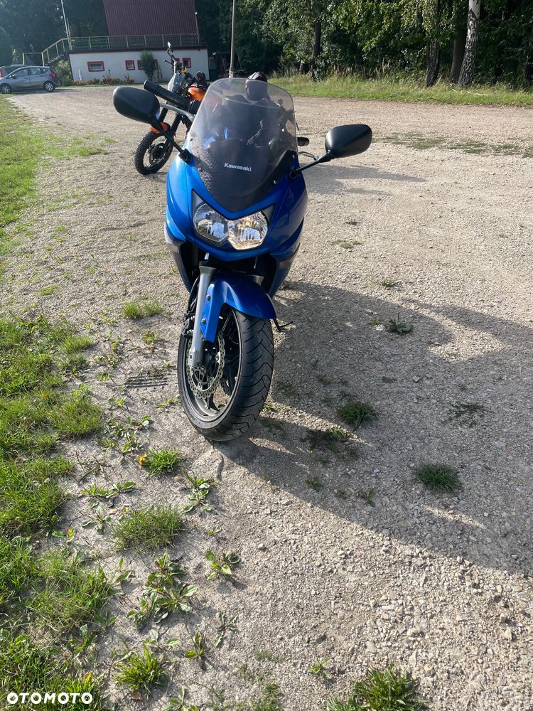 Kawasaki ER - 2