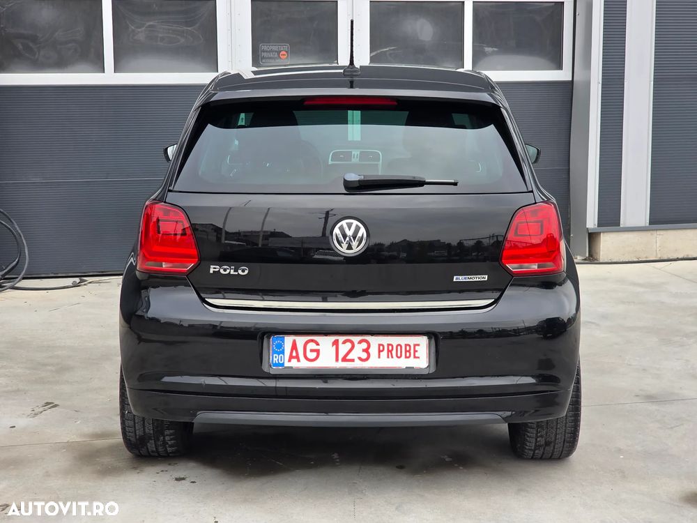 Volkswagen Polo 1.4 TDI Blue Motion Technology Lounge - 5